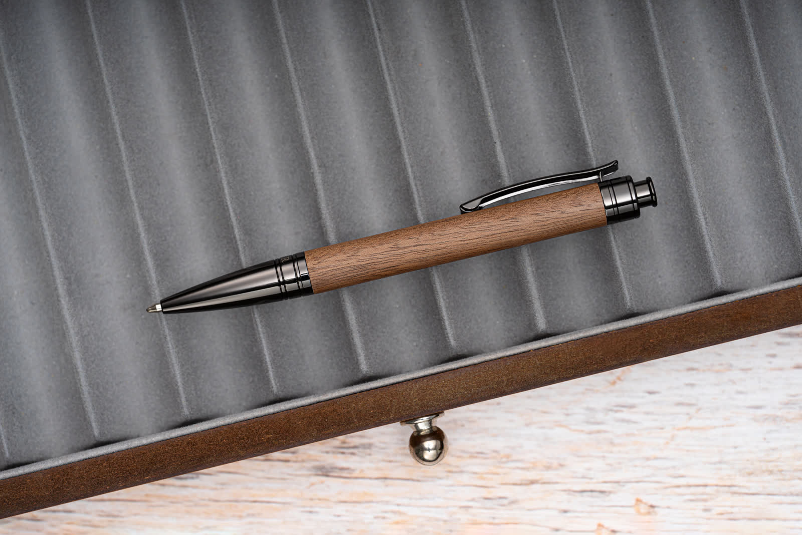 Boscus Push-Button Ballpoint Pen — view 5