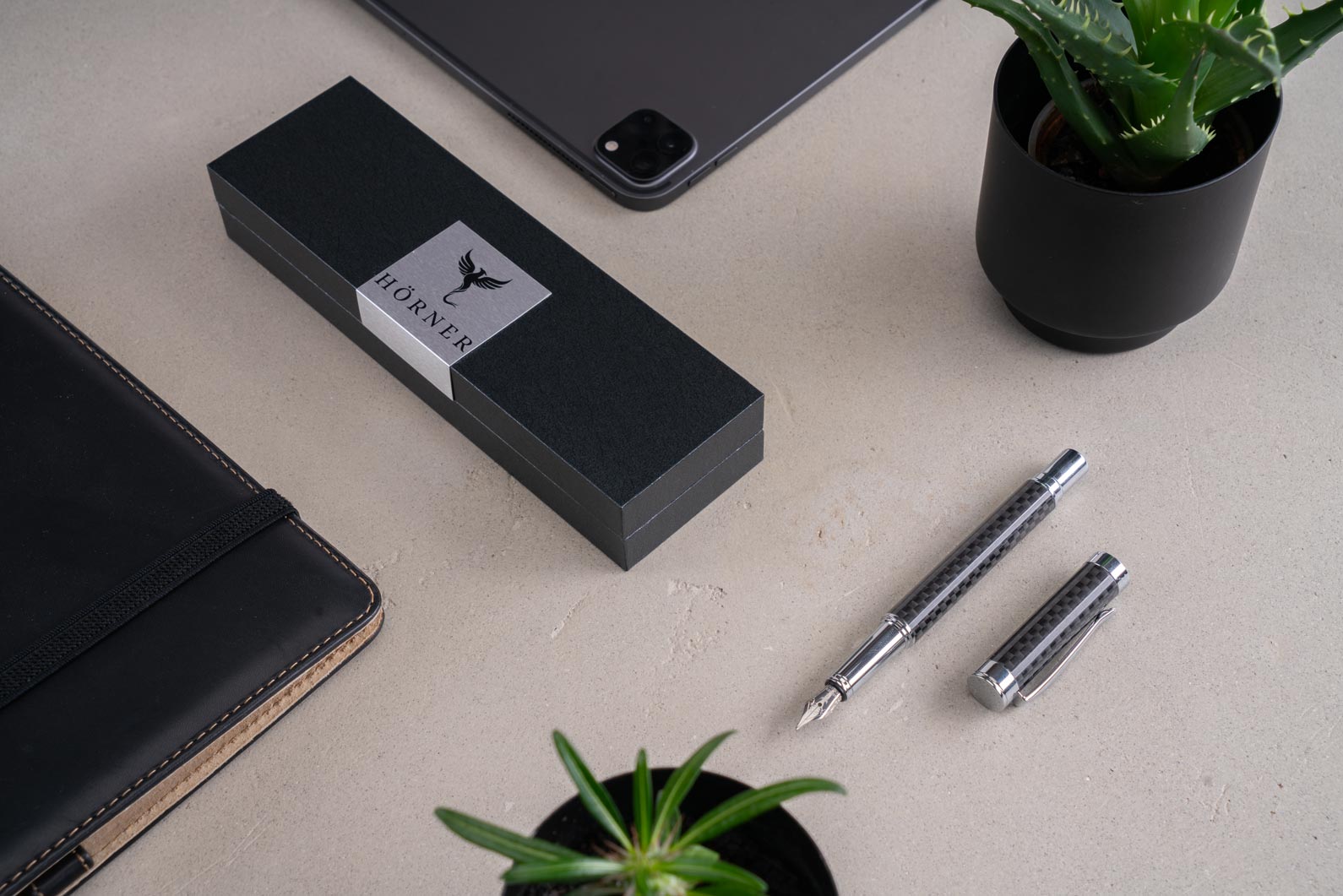 One Fountain Pen — view 3