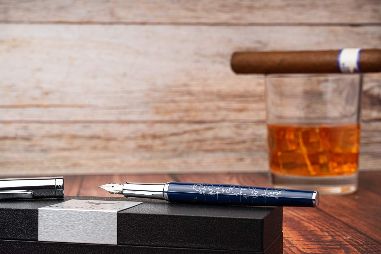 Hörner Terra fountain pen with gift box