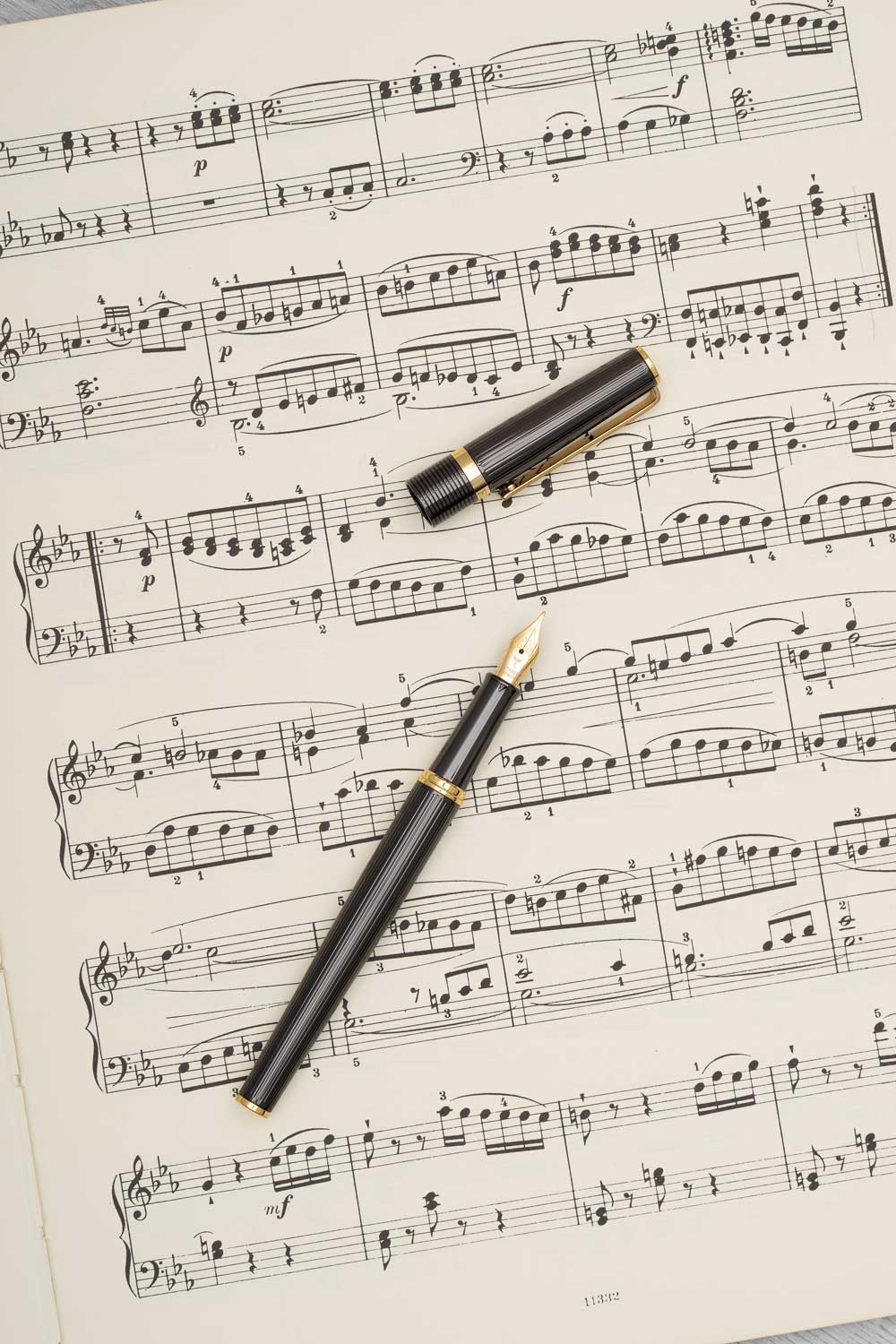 Vectrum Fountain Pen — view 4