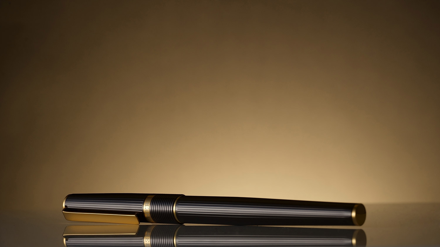 Vectrum Rollerball Pen — view 3