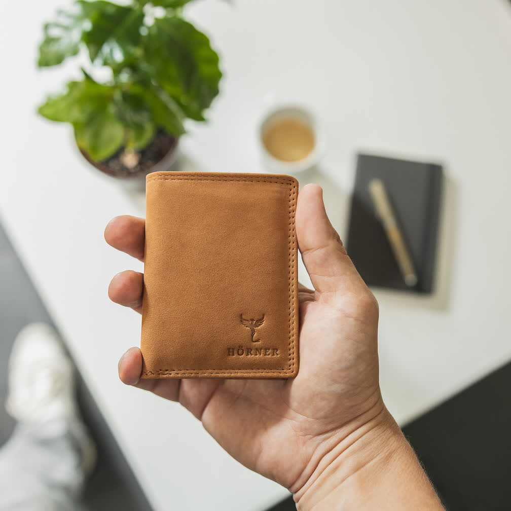Vivida Card Holder — view 2