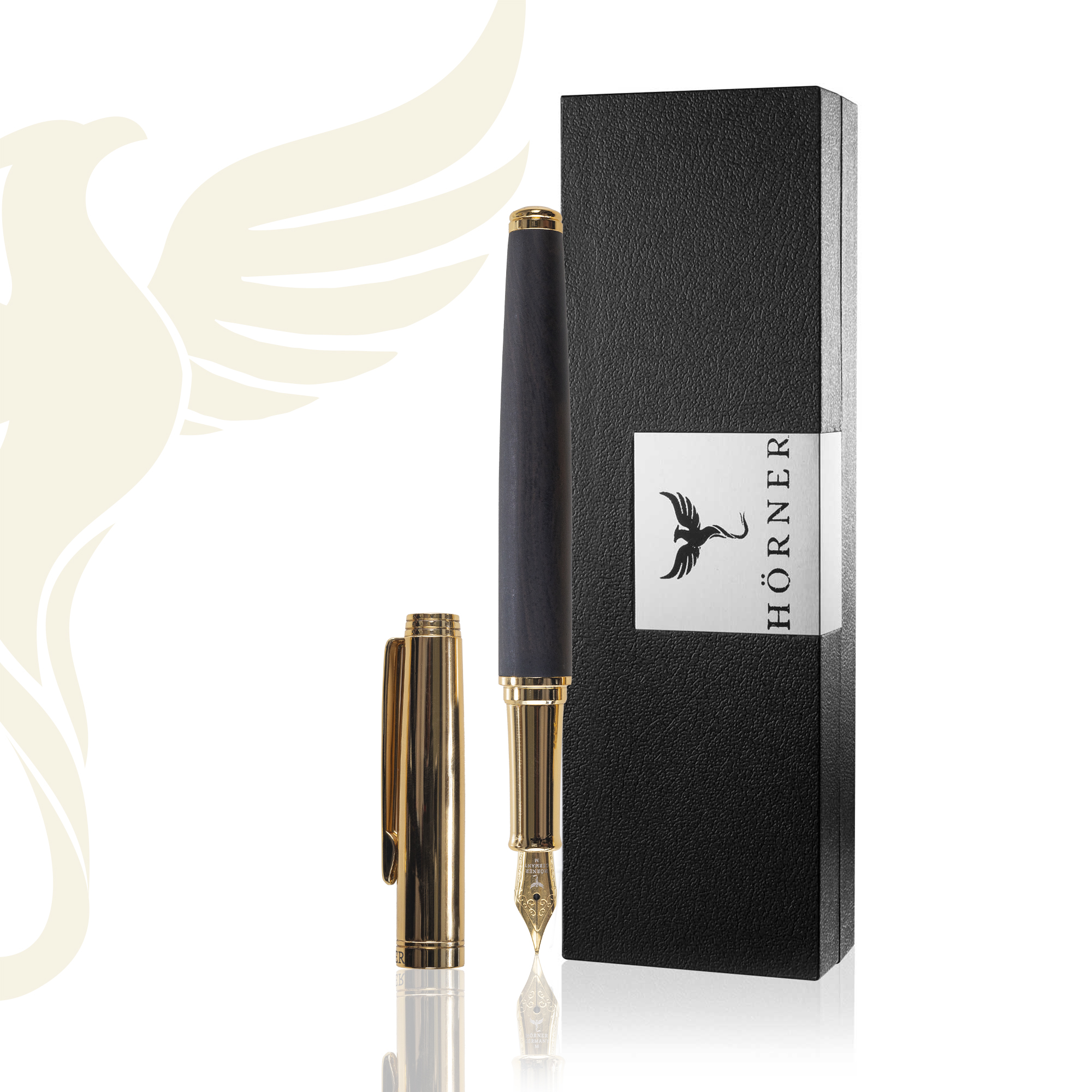 Hörner Legno fountain pen in ebony wood with a gold nib and gift box